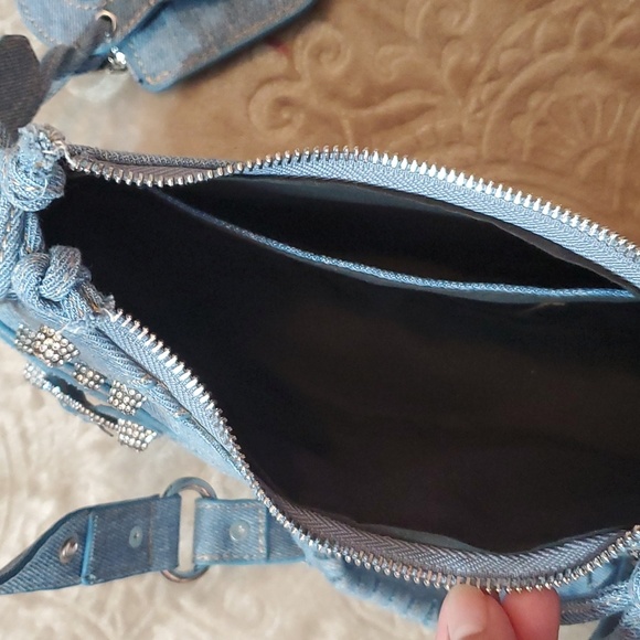 Fashion Shoulder Bag - Picture 9 of 10